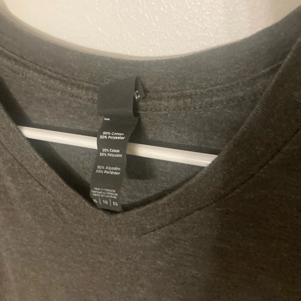 Shipt Shopper gear. 7 T-shirts. 6 of them are size XL & 1 of them is size L